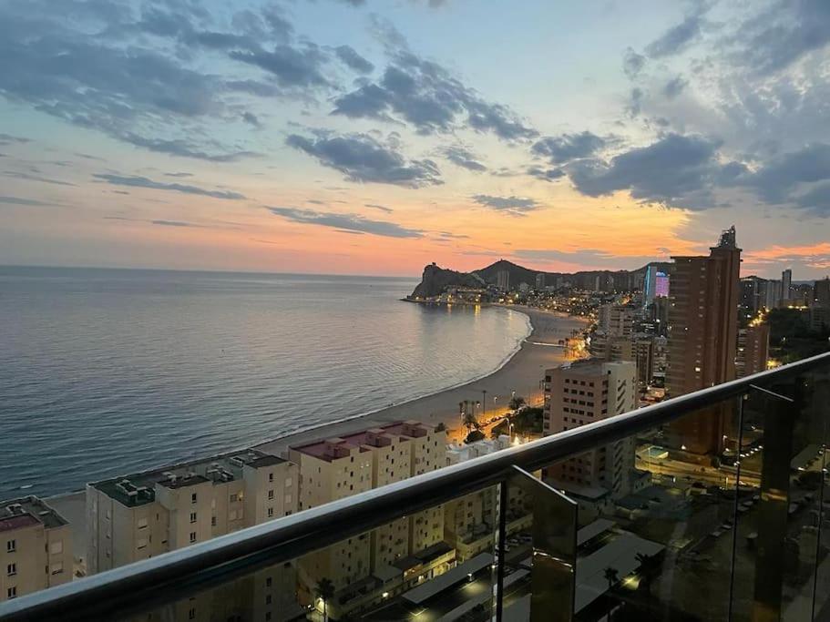 Apartment Sunset Cliffs Poniente ベニドルム エクステリア 写真